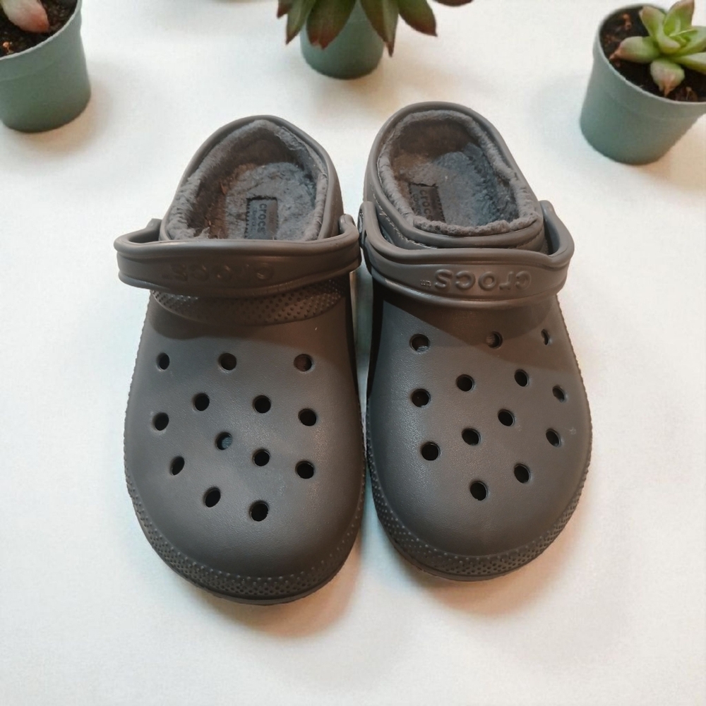 Crocs Duel Comfort Grey Mens Size 8 Women Size 10 Slip On